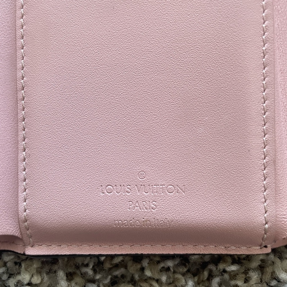 Preowned Louis Vuitton Portefeuille Cherrywood Monogram Vernis trifold Wallet - Picture 4 of 8